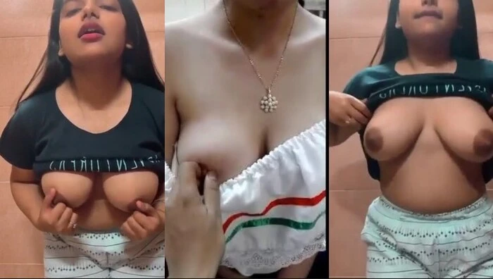 Beautiful Boobs Girl Playing With Boobs Sex New