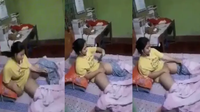 Cute Bengali Teen Didi’s Live Call Show Pussy MMS Video